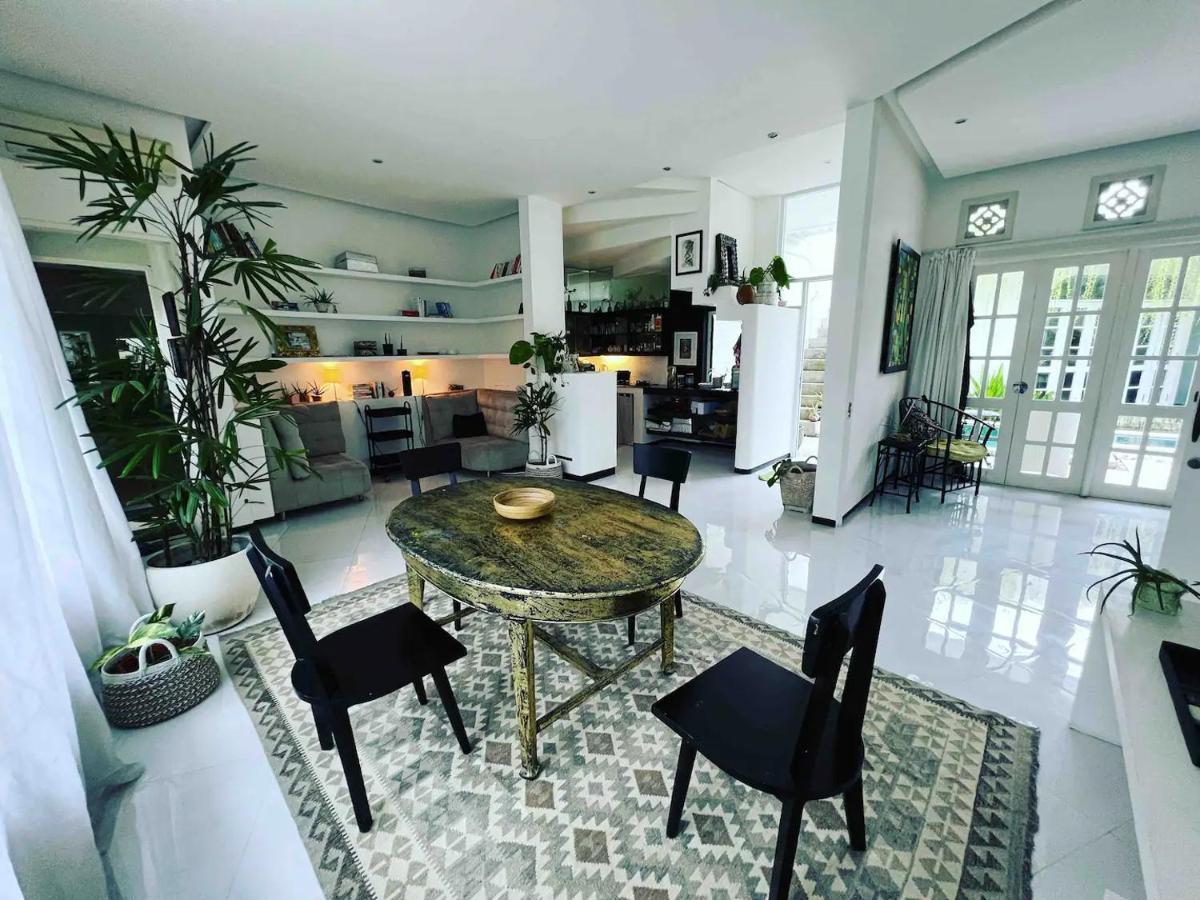 Casa Artista By Villa Kresna Seminyak Esterno foto